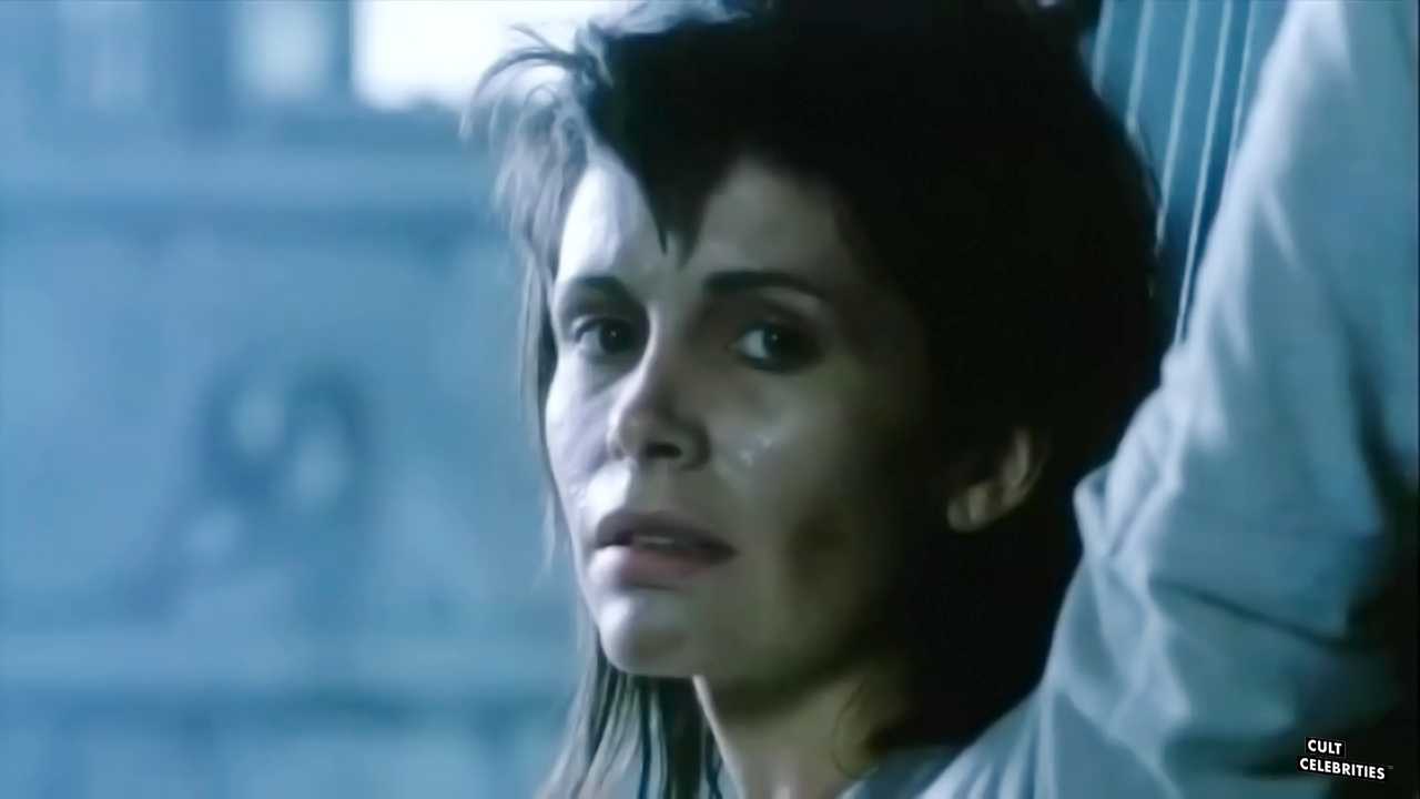 Leigh Lombardi in Moontrap (1989)
