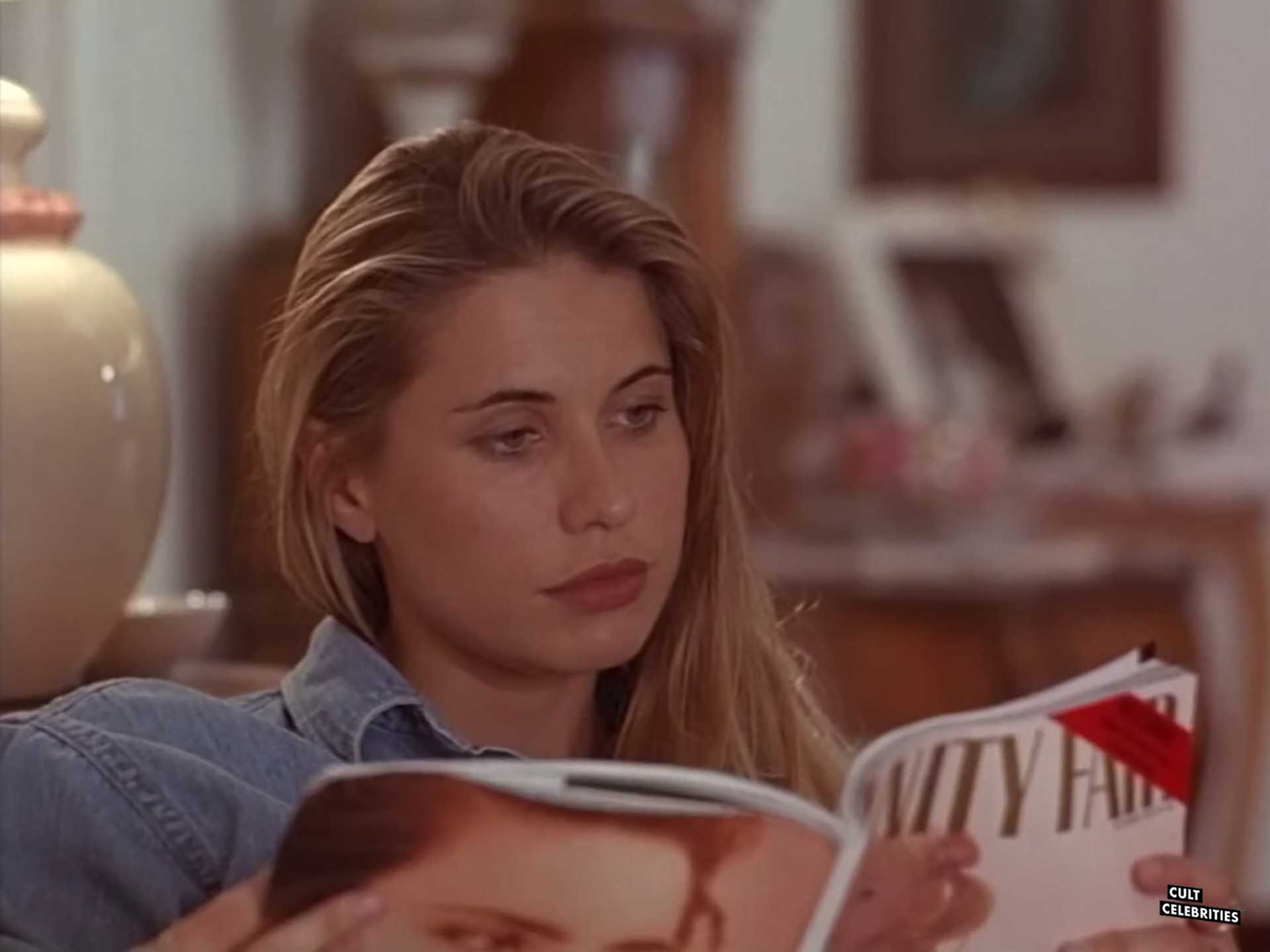 Elizabeth Kaitan in Berettas Island (1994)