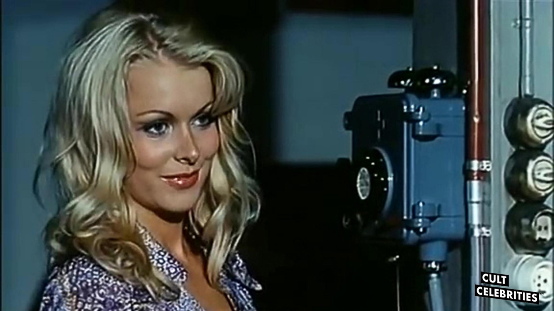 Evelyne Kraft in Ein Käfer auf Extratour (1973)