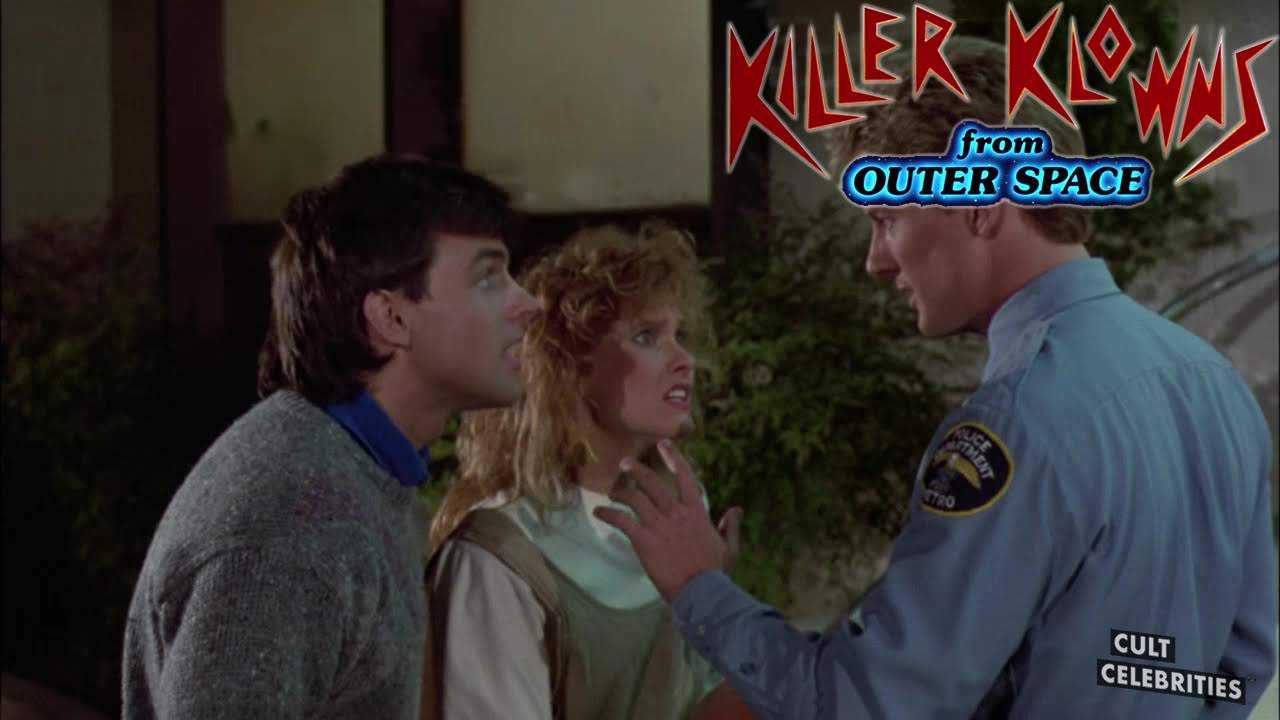 Suzanne Snyder, John Allen Nelson and Grant Cramer in Killer Klowns from Outer Space (1988)