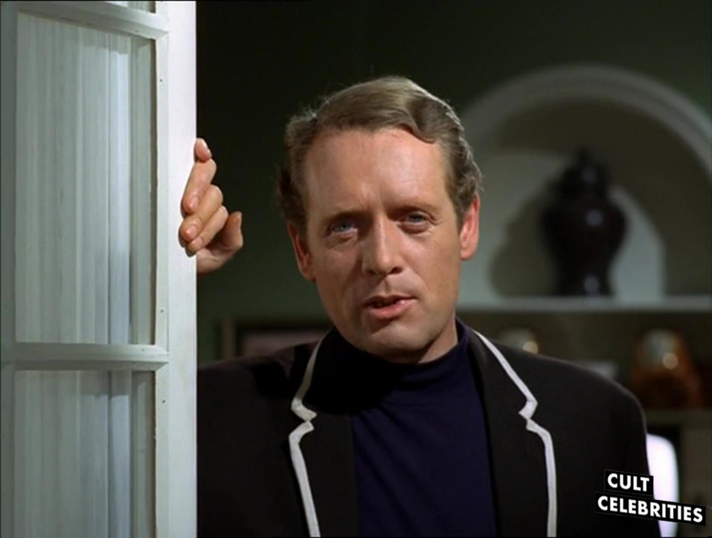 Patrick McGoohan in The Prisoner S01E03 - Free For All