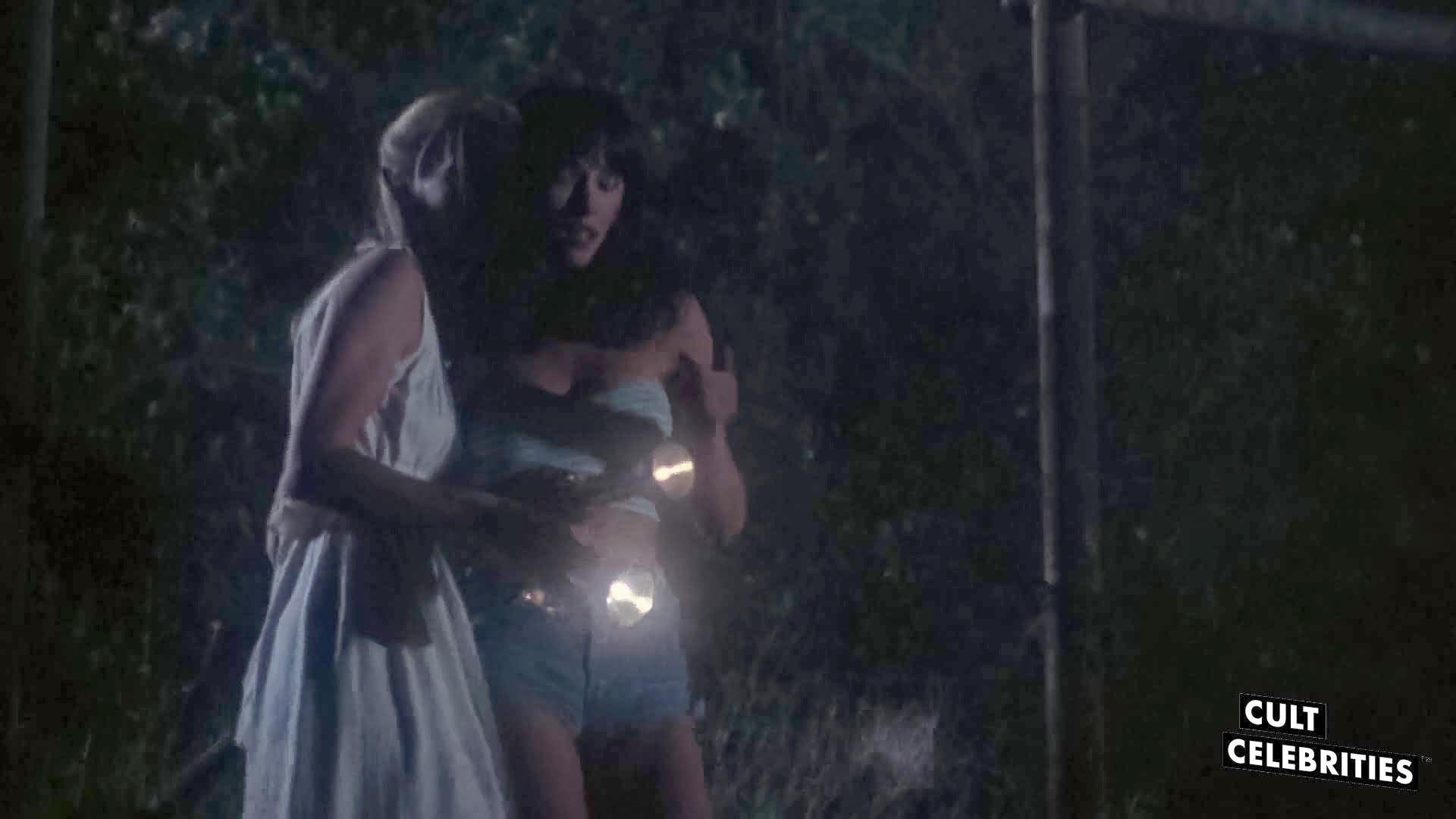 Jocelyn Jones and Tanya Roberts in Tourist Trap (1979)