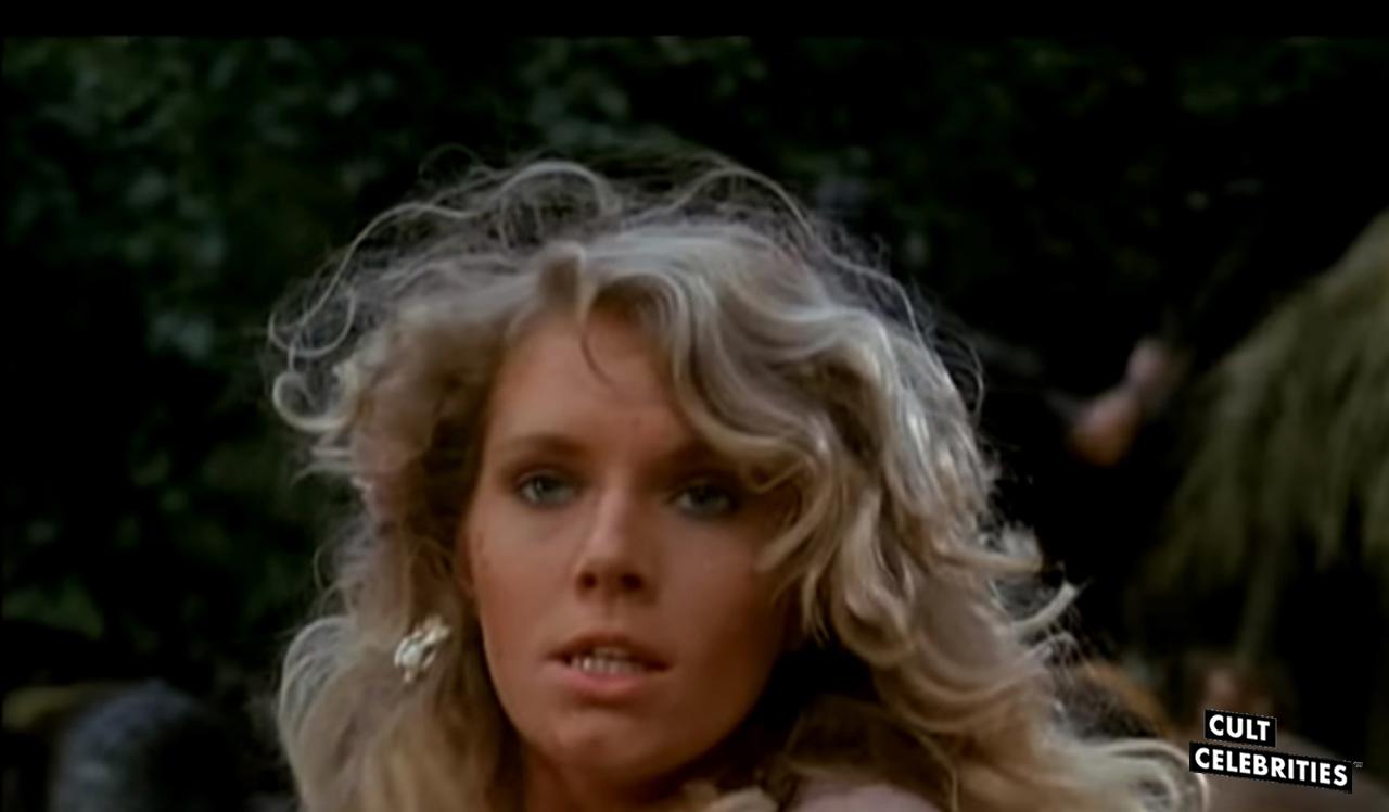 Lana Clarkson in Barbarian Queen II: The Empress Strikes Back (1990)