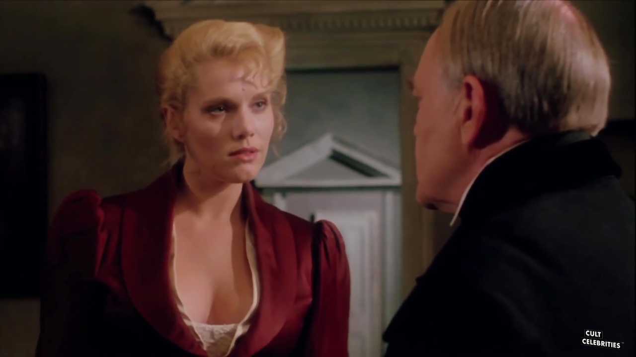 Lana Clarkson in The Haunting of Morella (1990)