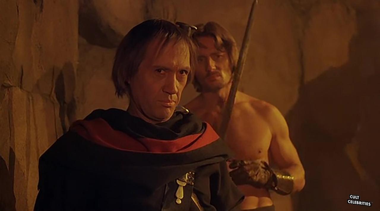 David Carradine and Anthony De Longis in The Warrior and the Sorceress (1984)