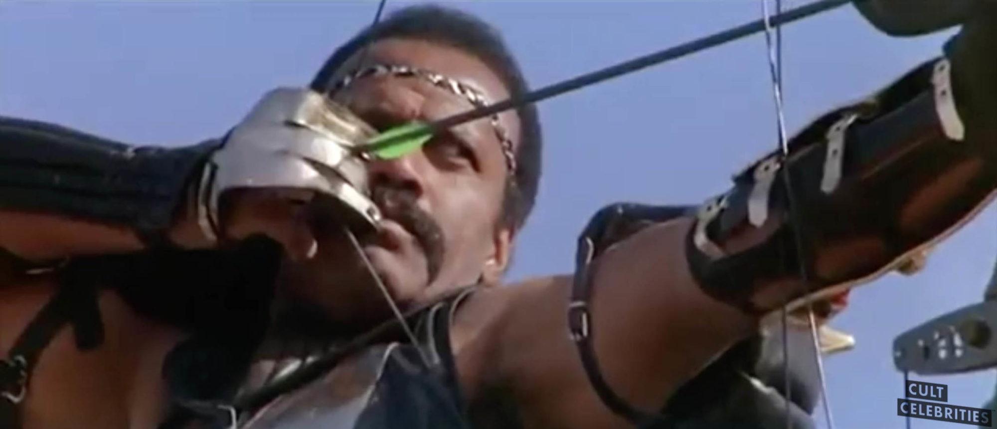 Fred Williamson in Warriors of the Wasteland (1983)