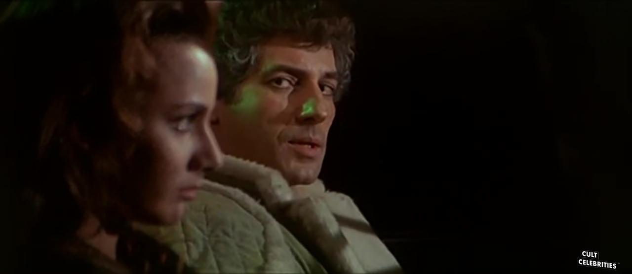 Anna Kanakis and Giancarlo Prete in Warriors of the Wasteland (1983)