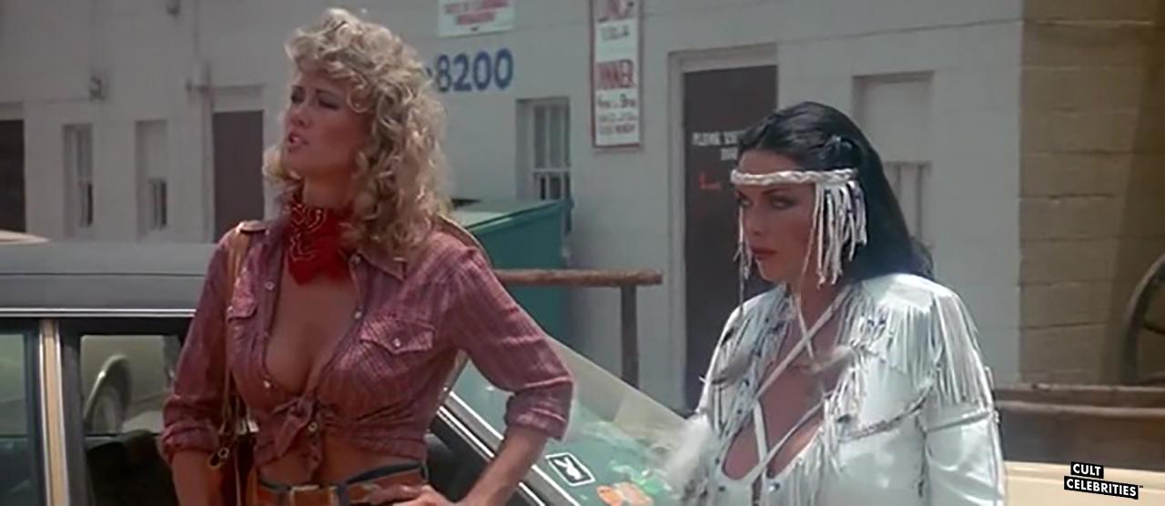 Raven De La Croix and Melanie Vincz in The Lost Empire (1984)