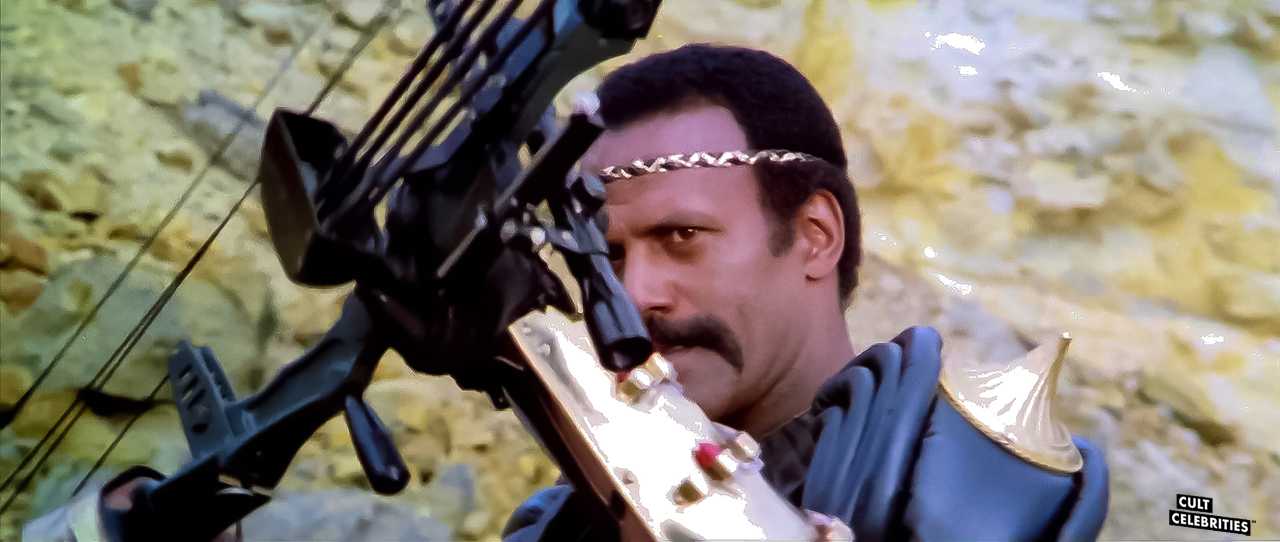 Fred Williamson in Warriors of the Wasteland (1983)