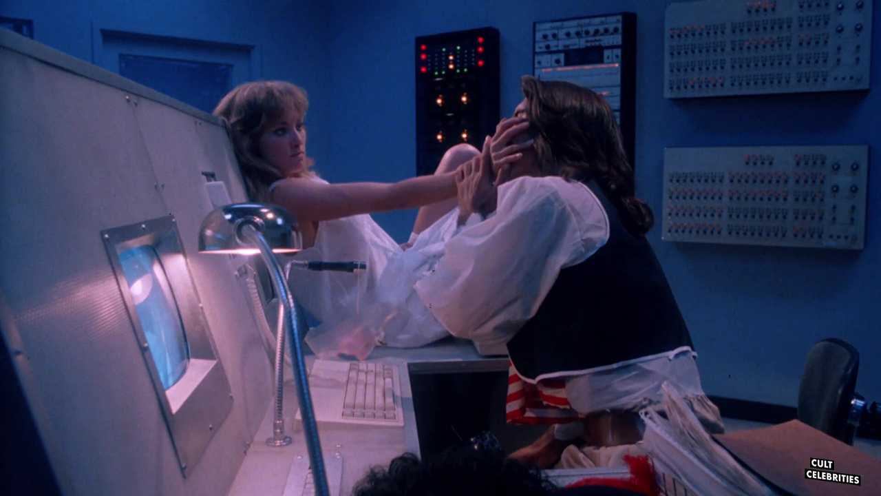 Shari Shattuck in Death Spa (1989) .