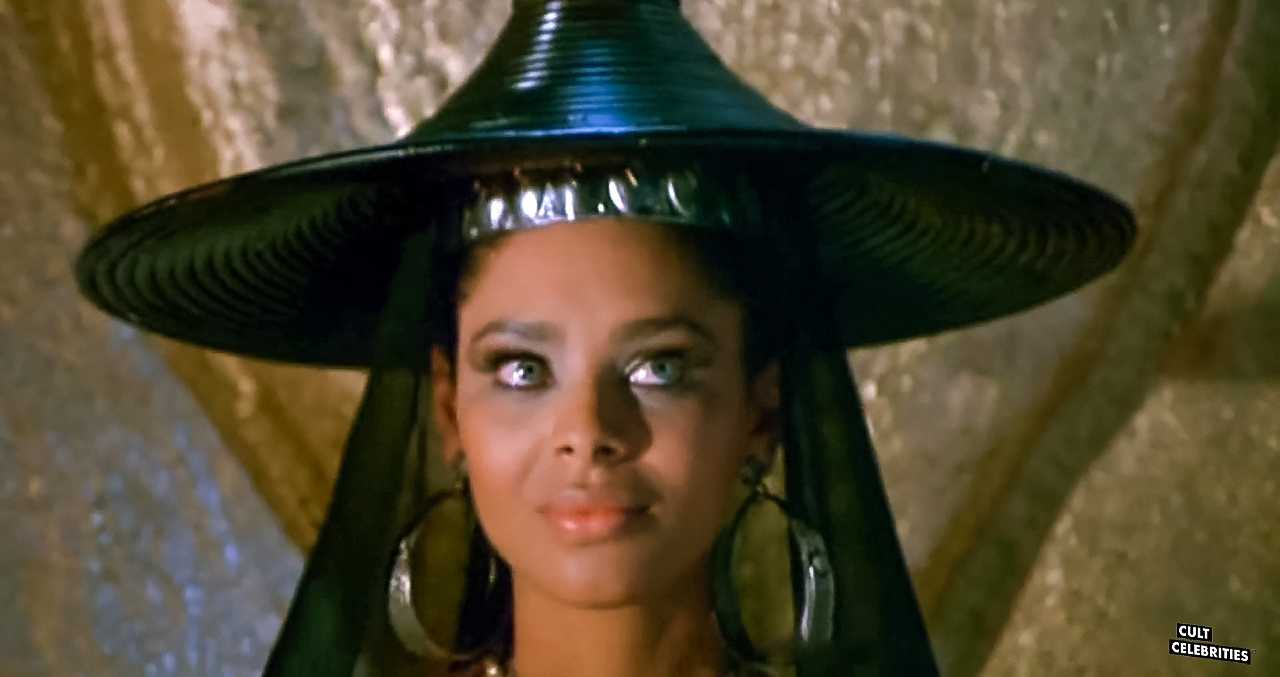 Iris Peynado in Attila flagello di Dio (1982)