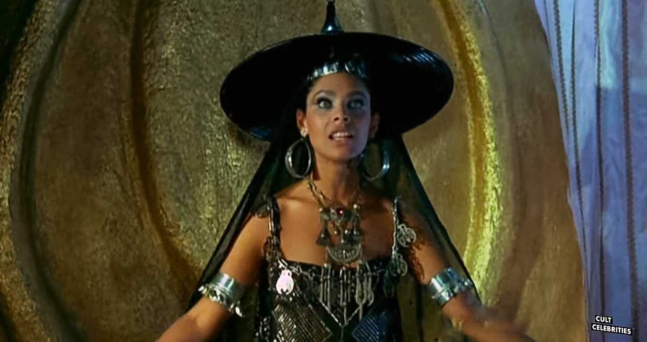 Iris Peynado in Attila flagello di Dio (1982)