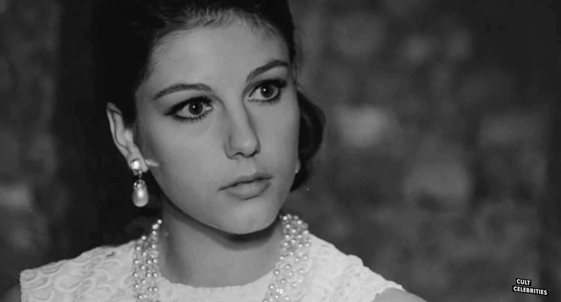 Stefania Sandrelli in I Knew Her Well (1965)