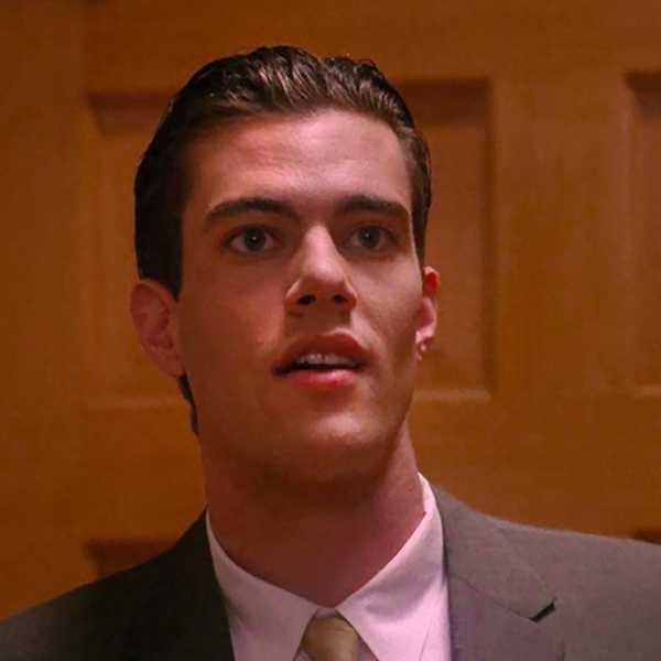 Dana Ashbrook in Twin Peaks (1990)