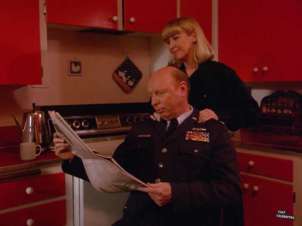 Don S. Davis in Twin Peaks (1990)