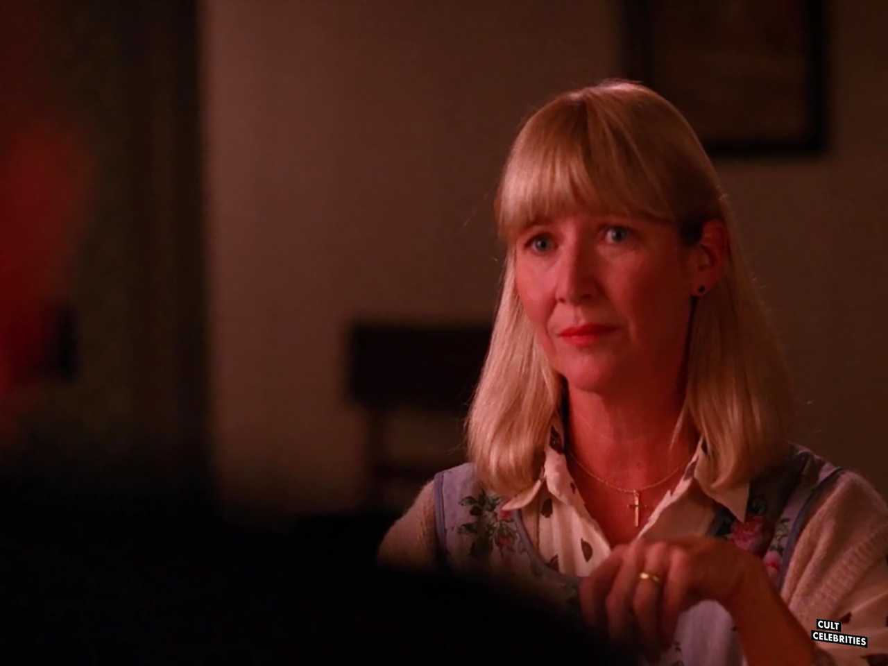 Charlotte Stewart in Twin Peaks (1990)