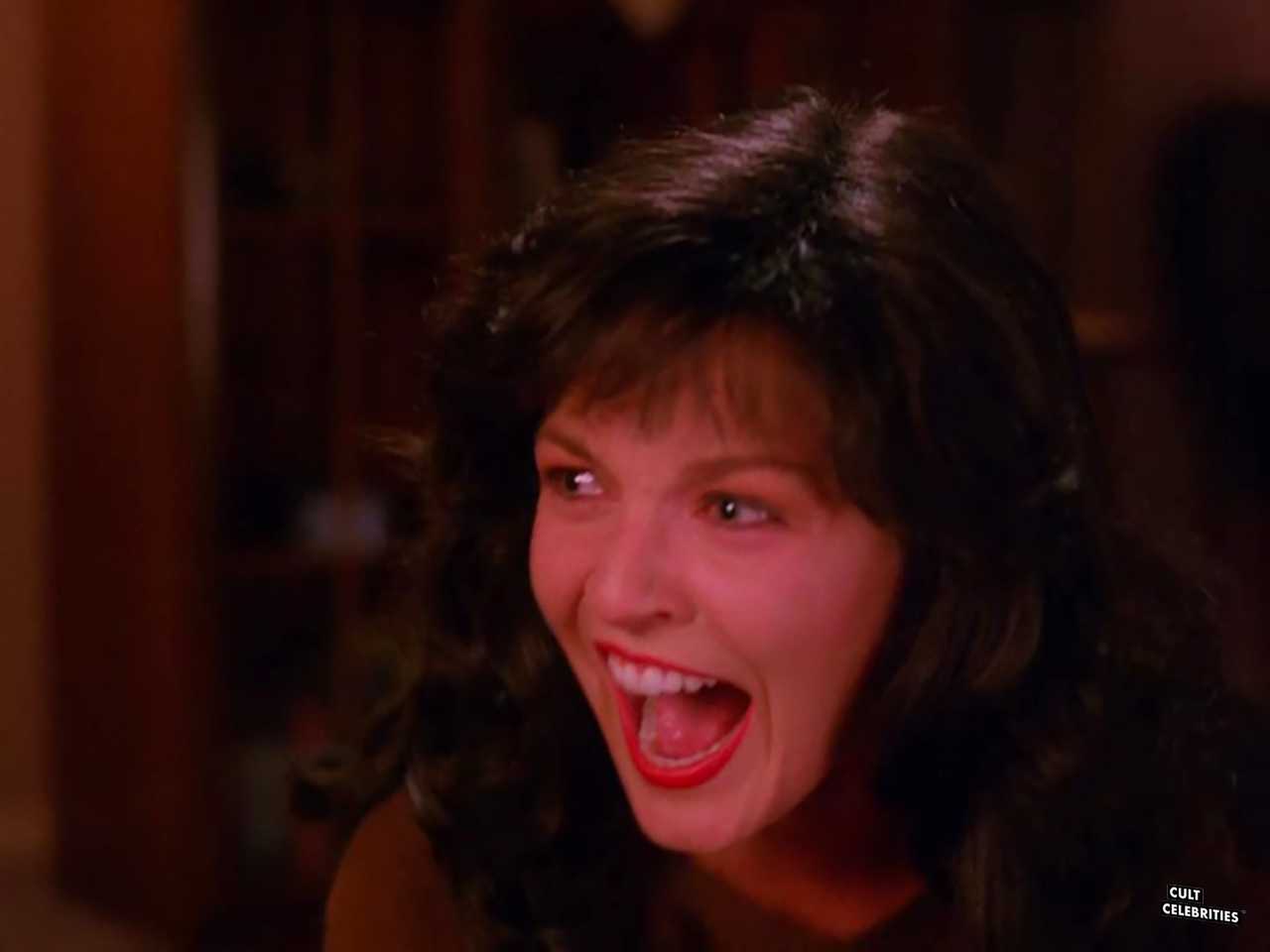 Sheryl Lee in Twin Peaks (1990)