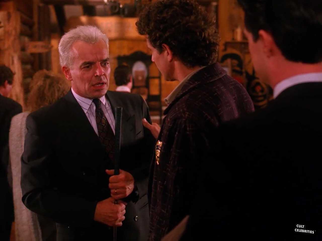 Ray Wise in Twin Peaks (1990)