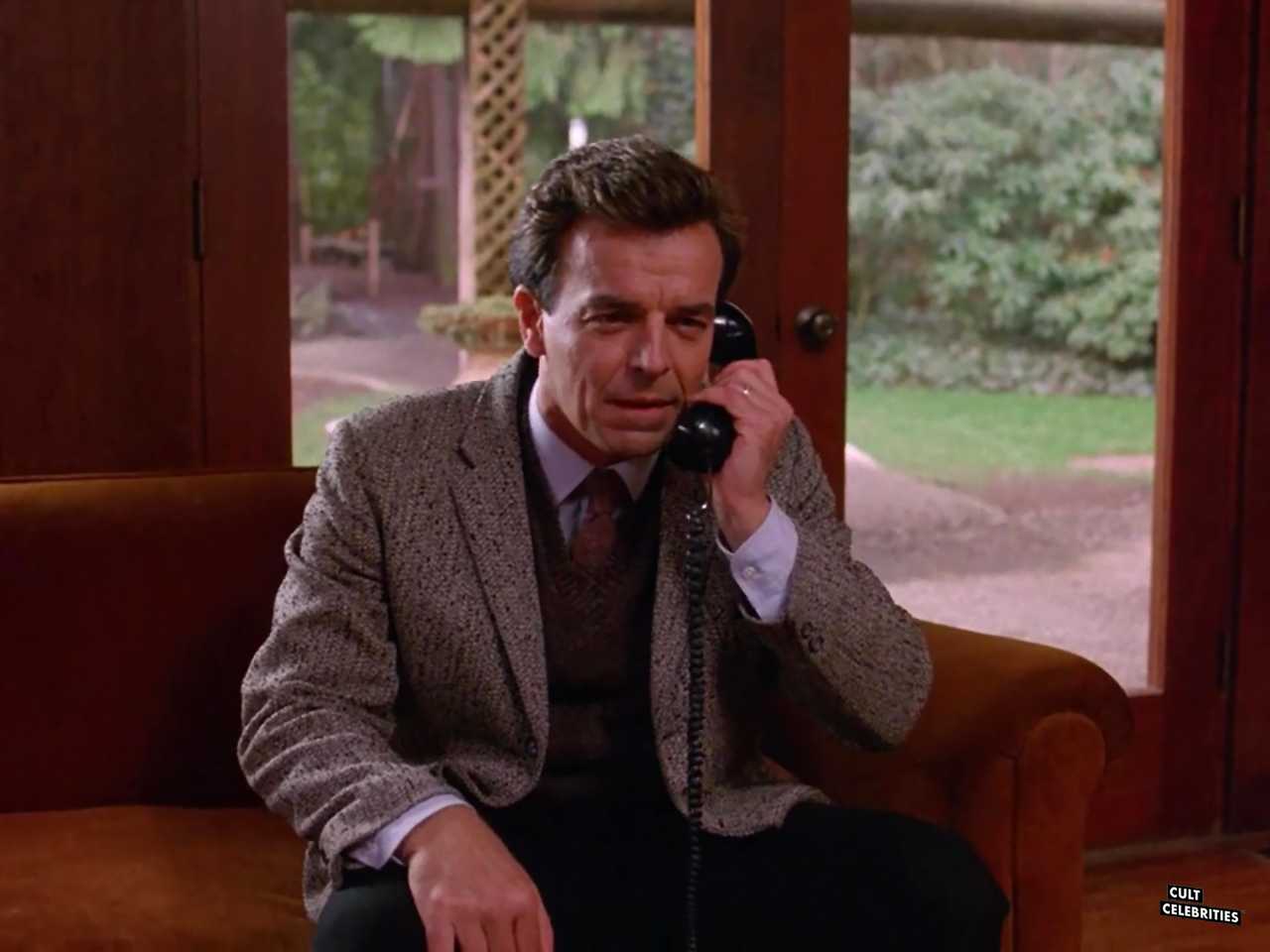 Ray Wise in Twin Peaks (1990)