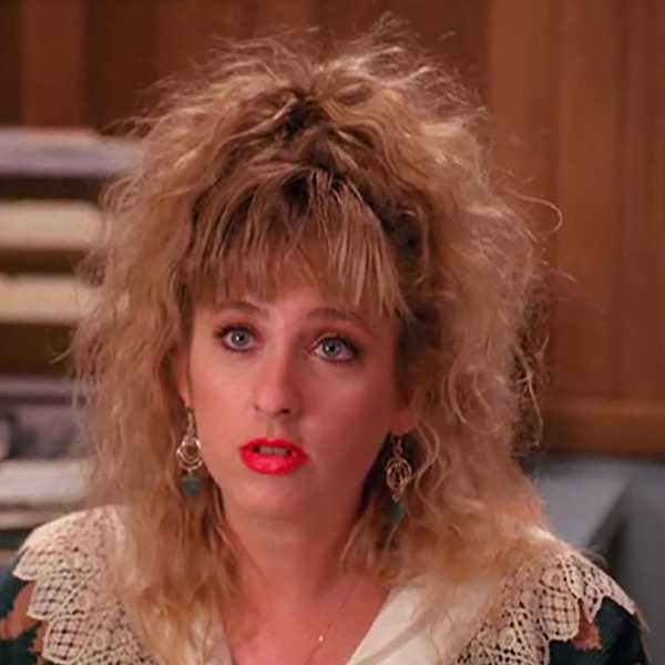 Kimmy Robertson in Twin Peaks (1990)