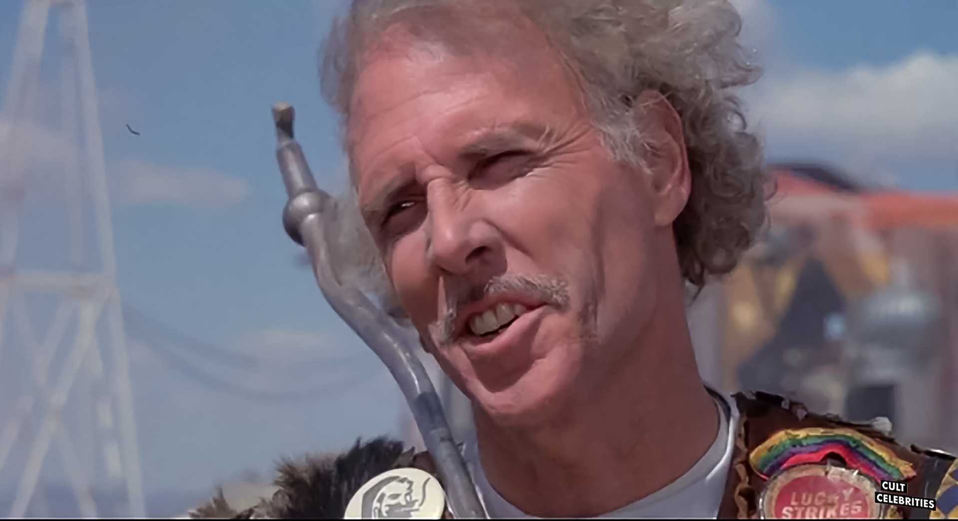 Bruce Dern in World Gone Wild (1988)