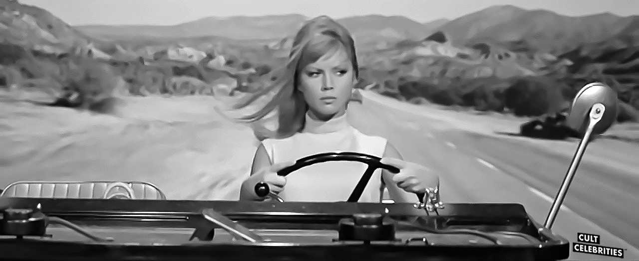 Jocelyn Lane in Tickle Me (1965)