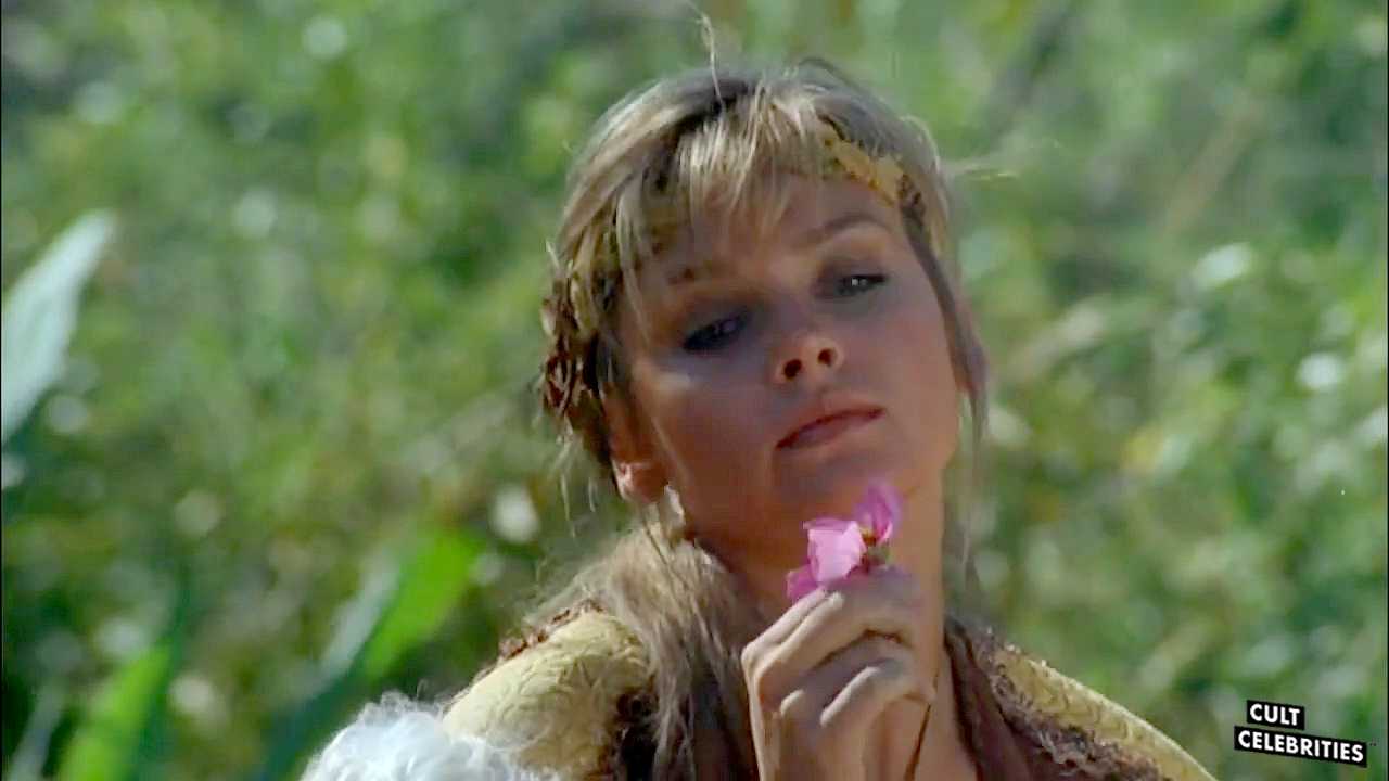 Dawn Dunlap in Barbarian Queen (1985)